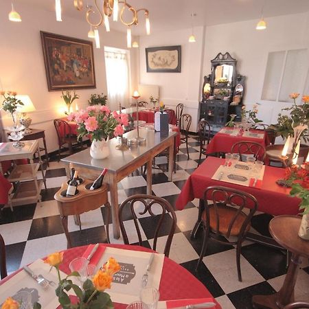 Hotel A La Tasse A Moustache Thonon-les-Bains Bagian luar foto