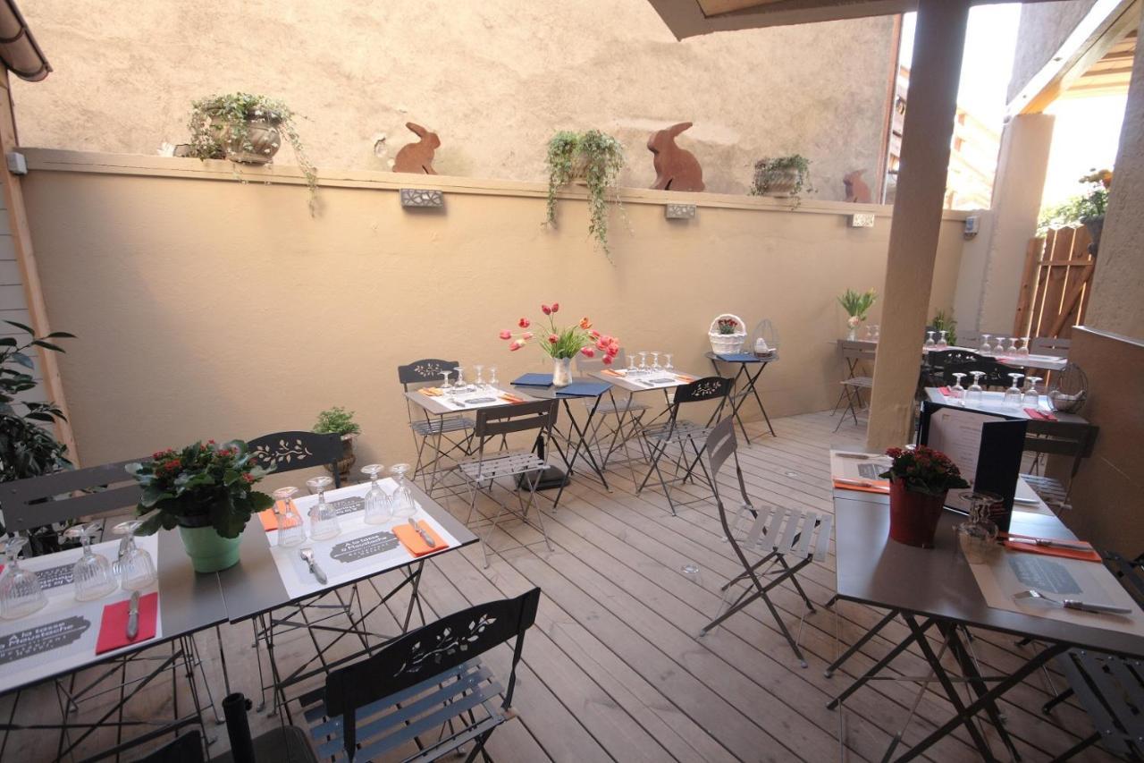 Hotel A La Tasse A Moustache Thonon-les-Bains Bagian luar foto